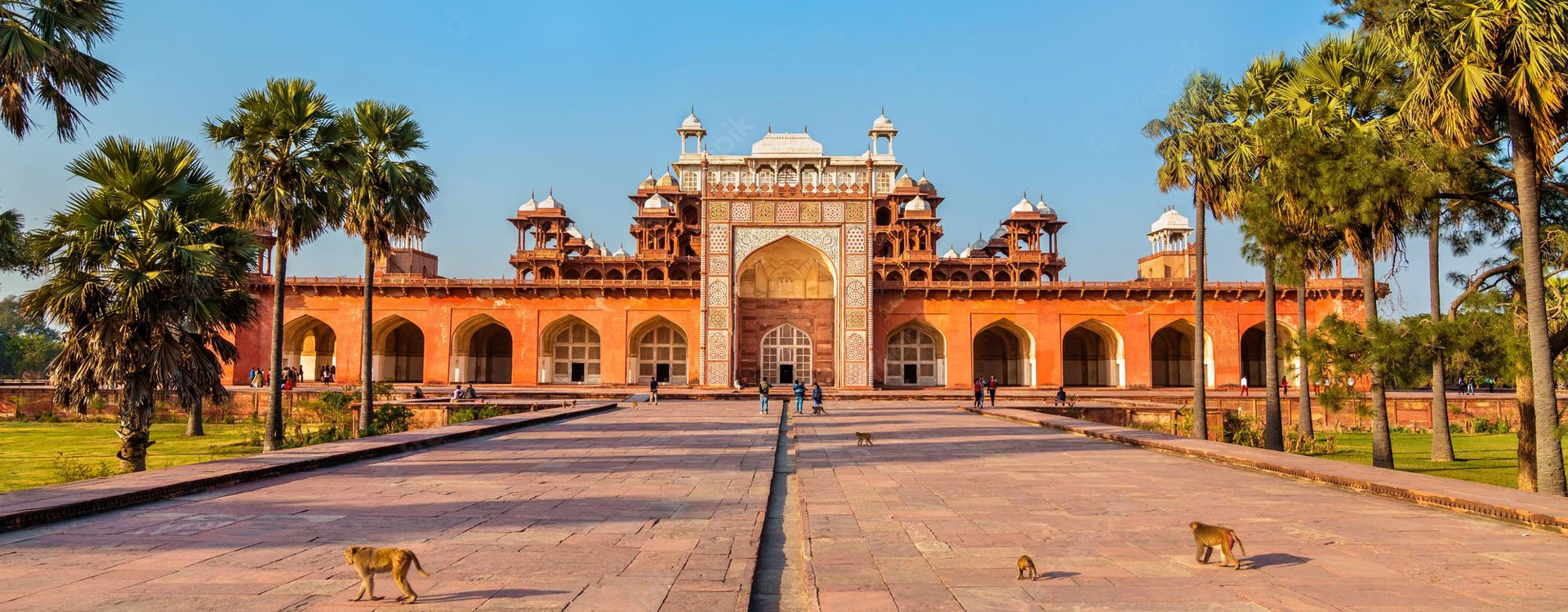 Sikandra Akbar's Tomb