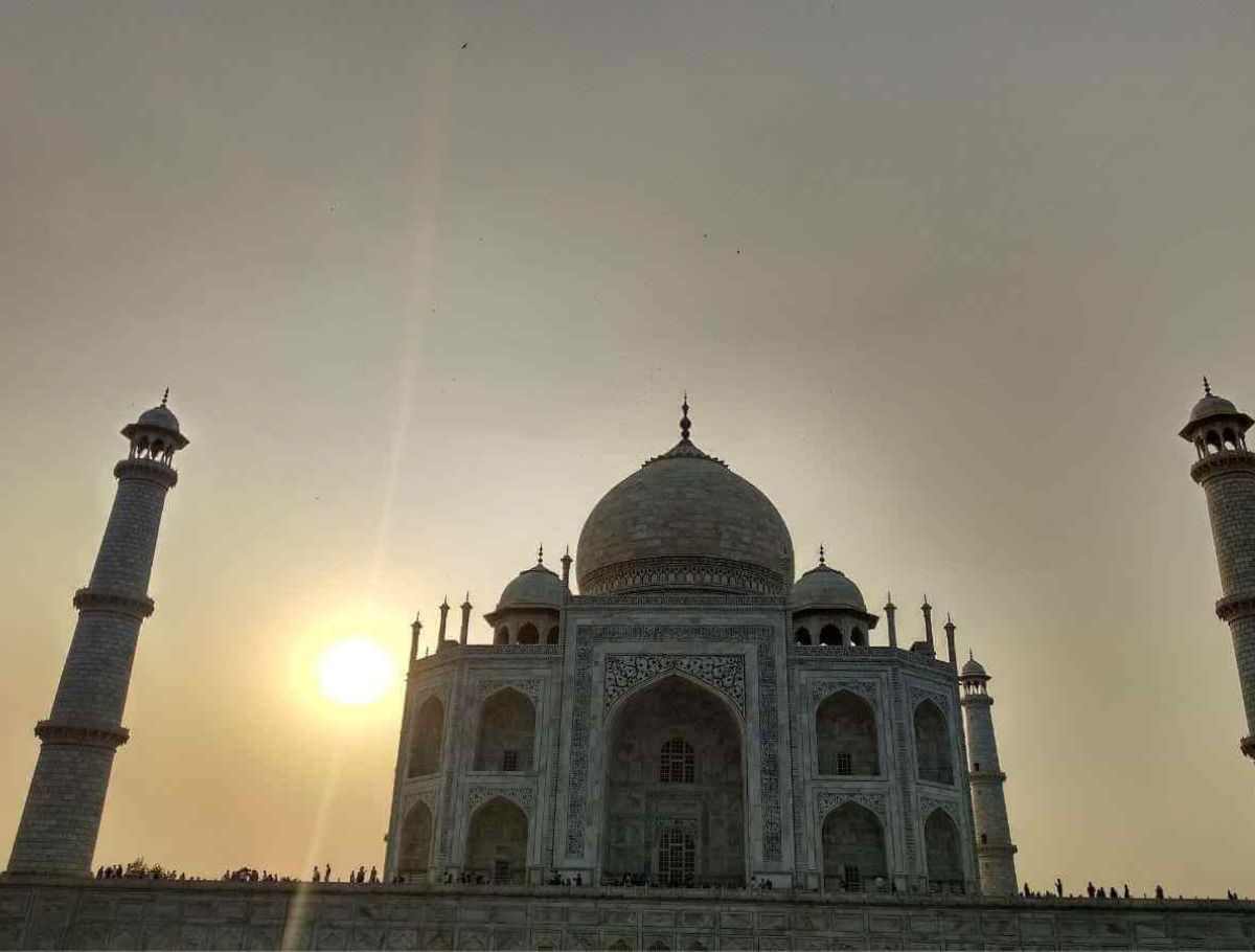 1769861596 0 Sunrise Tour Of Taj Mahal
